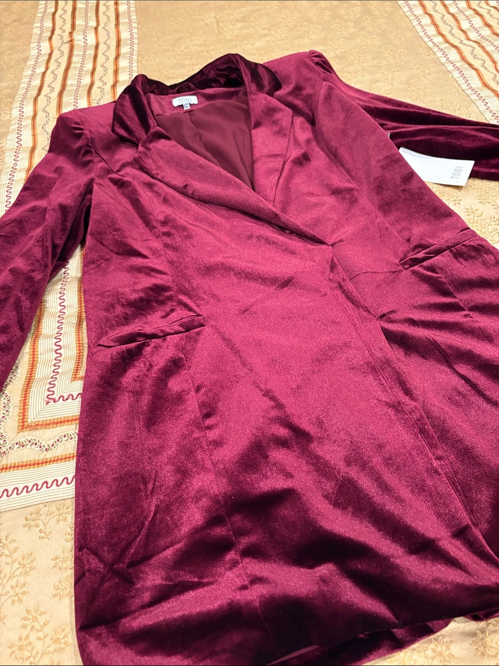 NWT TOBI Velvet Blazer Jacket - Burgundy, Hidden Buttons, M